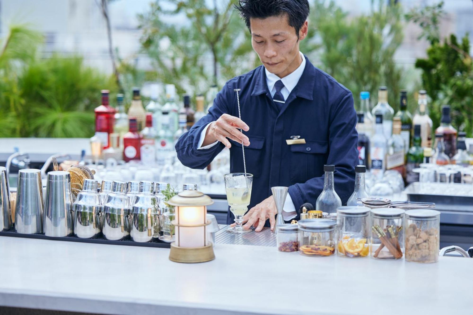 Nohga Hotel Kiyomizu Kyoto Eksteriør bilde A bartender stirring a drink